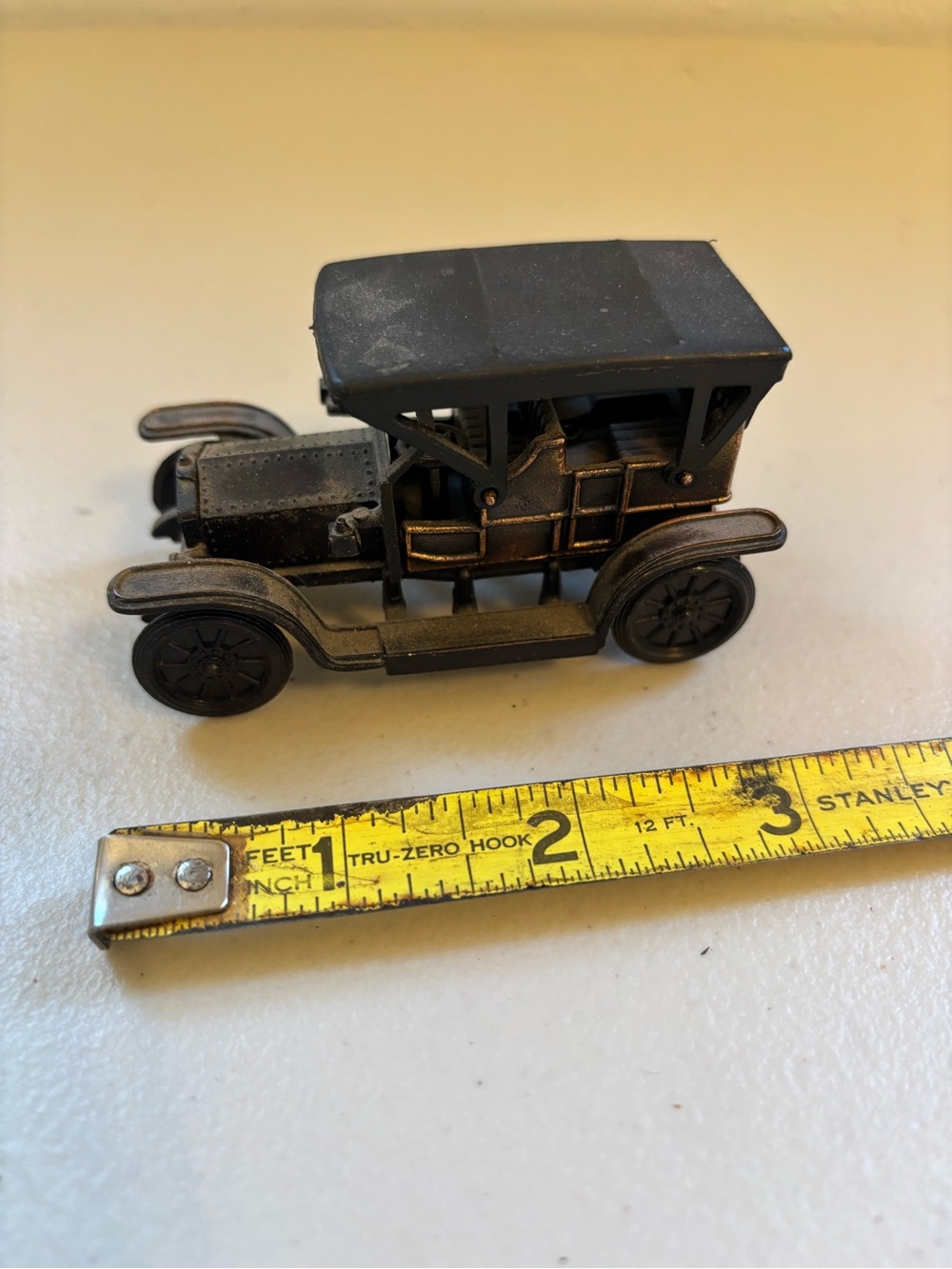 1905 Rolls Royce Vintage-Style Black Die-Cast Toy Car pencil sharpener